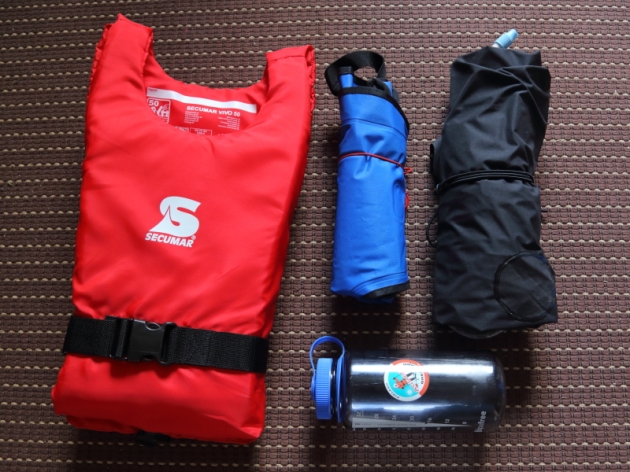 Supai Flatwater Canyon II on the right, Anfibio Buoy Boy inflatable vest in the middle, simple foam PFD on the left and 1L Nalgene for scale.